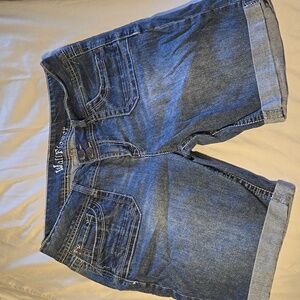 Wallflower jean shorts Size 15